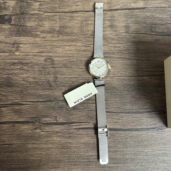 *ANNE KLEIN* Silver x Gold White Dial Women's Mesh Bracelet Watch NWT w/ Box - Picture 7 of 15